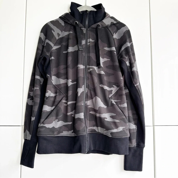 Athleta Black & Gray Camo Triumph Hoodie Zip Up Jacket Size Small Camouflage - Picture 1 of 12